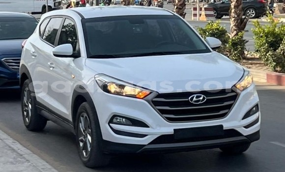 Acheter Occasion Voiture Hyundai Tucson Blanc à Dakar, Dakar Acheter Occasion Voiture Hyundai Tucson Blanc à Dakar, Dakar