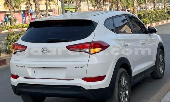 Acheter Occasion Voiture Hyundai Tucson Blanc à Dakar, Dakar Acheter Occasion Voiture Hyundai Tucson Blanc à Dakar, Dakar