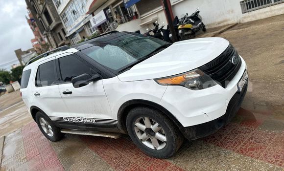 Acheter Occasion Voiture Ford Explorer Blanc à Dakar, Dakar