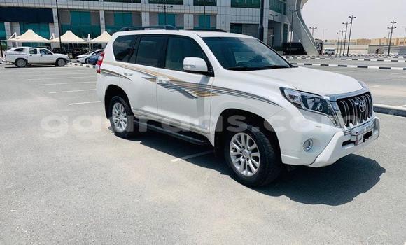 Buy Used Toyota Land Cruiser Prado Green Car in Dakar in Dakar Buy Used Toyota Land Cruiser Prado Green Car in Dakar in Dakar
