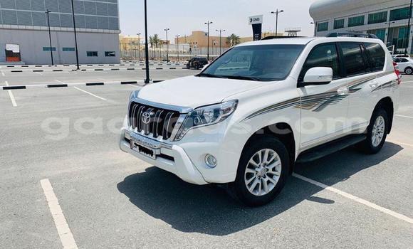 Buy Used Toyota Land Cruiser Prado Green Car in Dakar in Dakar Buy Used Toyota Land Cruiser Prado Green Car in Dakar in Dakar