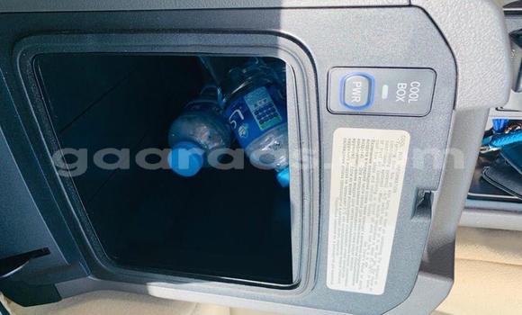 Buy Used Toyota Land Cruiser Prado Green Car in Dakar in Dakar Buy Used Toyota Land Cruiser Prado Green Car in Dakar in Dakar