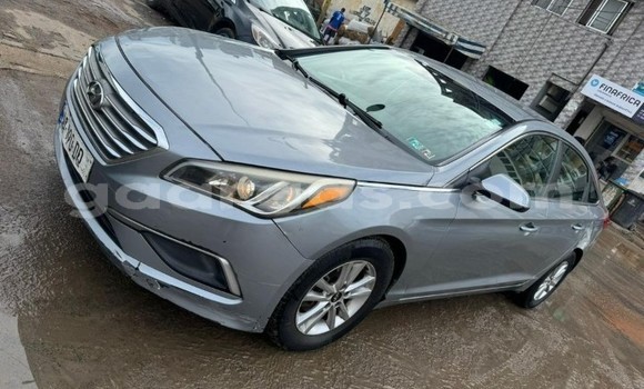 Dieundeu Occasion Hyundai Sonata Silver Auto in Dakar in Dakar Dieundeu Occasion Hyundai Sonata Silver Auto in Dakar in Dakar