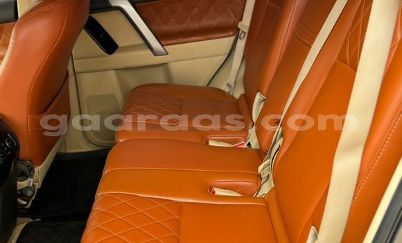 Dieundeu Occasion Toyota Prado Black Auto in Dakar in Dakar Dieundeu Occasion Toyota Prado Black Auto in Dakar in Dakar