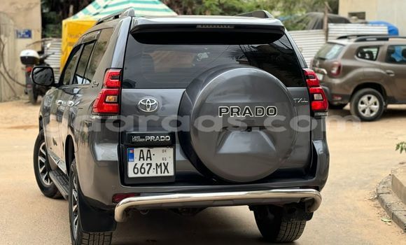 Dieundeu Occasion Toyota Prado Black Auto in Dakar in Dakar Dieundeu Occasion Toyota Prado Black Auto in Dakar in Dakar