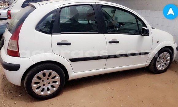 Acheter Occasion Voiture Citroen C3 Blanc à Dakar, Dakar Acheter Occasion Voiture Citroen C3 Blanc à Dakar, Dakar