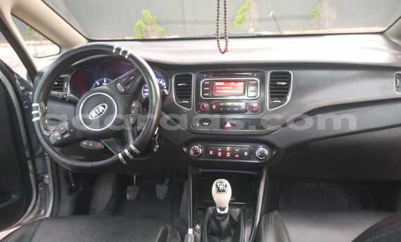 Buy Used Kia Carens Other Car in Dabo in Kolda Buy Used Kia Carens Other Car in Dabo in Kolda
