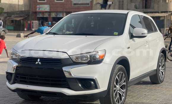 Buy Used Mitsubishi Outlander White Car in Dakar in Dakar Buy Used Mitsubishi Outlander White Car in Dakar in Dakar