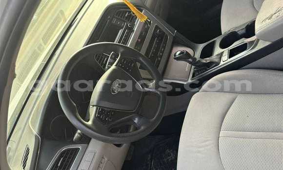 Acheter Occasion Voiture Hyundai Sonata Blanc à Dakar, Dakar Acheter Occasion Voiture Hyundai Sonata Blanc à Dakar, Dakar