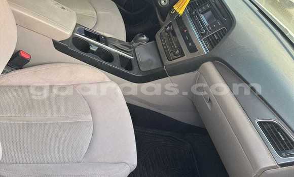 Acheter Occasion Voiture Hyundai Sonata Blanc à Dakar, Dakar Acheter Occasion Voiture Hyundai Sonata Blanc à Dakar, Dakar