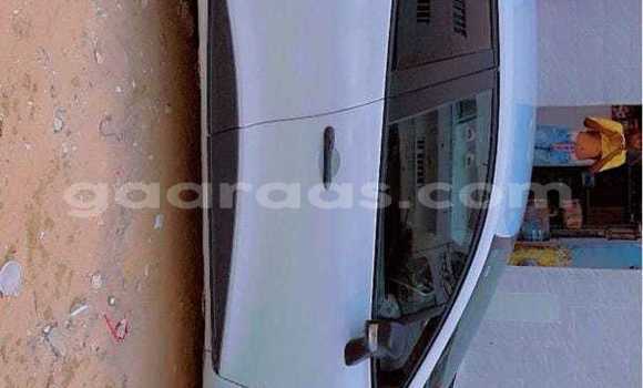 Acheter Occasion Voiture Renault Clio Blanc à Dakar, Dakar Acheter Occasion Voiture Renault Clio Blanc à Dakar, Dakar