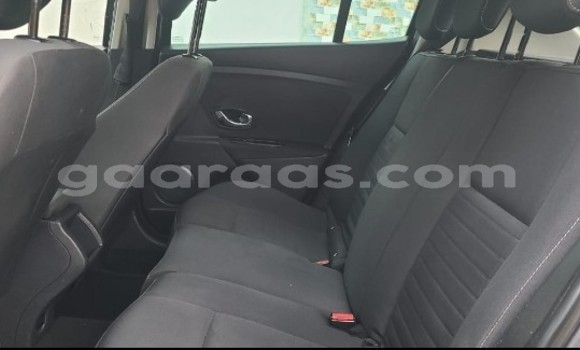 Buy Used Renault Megane Silver Car in Dakar in Dakar Buy Used Renault Megane Silver Car in Dakar in Dakar