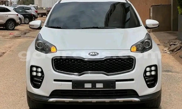 Buy Used Kia Sportage White Car in Dakar in Dakar Buy Used Kia Sportage White Car in Dakar in Dakar