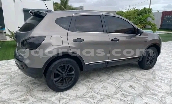 Buy Used Nissan Qashqai Black Car in Dakar in Dakar Buy Used Nissan Qashqai Black Car in Dakar in Dakar