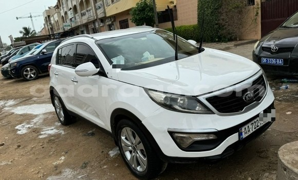 Buy Used Kia Sportage White Car in Dakar in Dakar Buy Used Kia Sportage White Car in Dakar in Dakar