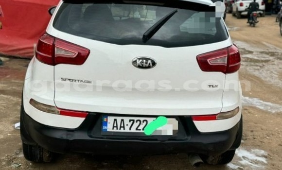 Buy Used Kia Sportage White Car in Dakar in Dakar Buy Used Kia Sportage White Car in Dakar in Dakar