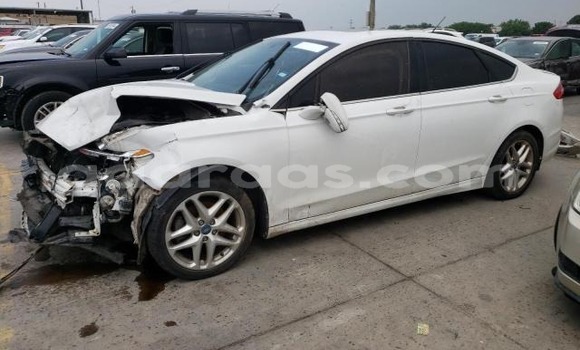 Buy Used Ford Fusion White Car in Dakar in Dakar Buy Used Ford Fusion White Car in Dakar in Dakar