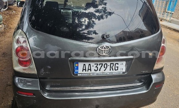 Dieundeu Occasion Toyota Verso Silver Auto in Dakar in Dakar Dieundeu Occasion Toyota Verso Silver Auto in Dakar in Dakar