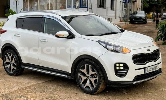 Acheter Occasion Voiture Kia Sportage Blanc à Dakar, Dakar Acheter Occasion Voiture Kia Sportage Blanc à Dakar, Dakar