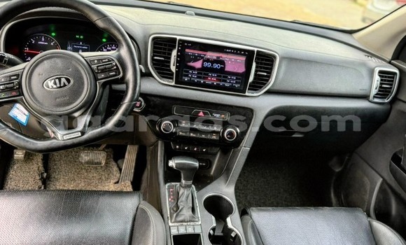 Acheter Occasion Voiture Kia Sportage Blanc à Dakar, Dakar Acheter Occasion Voiture Kia Sportage Blanc à Dakar, Dakar