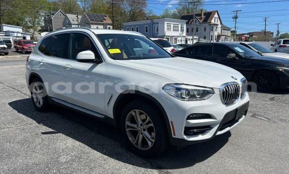 Acheter Occasion Voiture BMW X3 Blanc à Dakar, Dakar Acheter Occasion Voiture BMW X3 Blanc à Dakar, Dakar