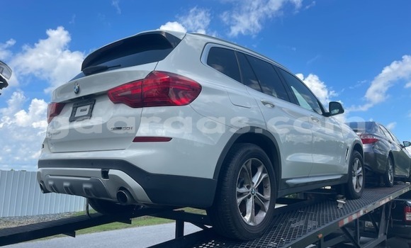 Acheter Occasion Voiture BMW X3 Blanc à Dakar, Dakar Acheter Occasion Voiture BMW X3 Blanc à Dakar, Dakar