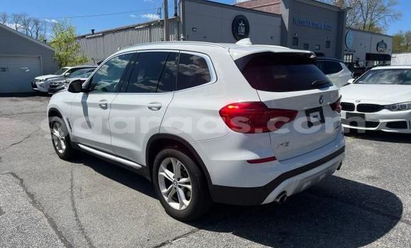 Acheter Occasion Voiture BMW X3 Blanc à Dakar, Dakar Acheter Occasion Voiture BMW X3 Blanc à Dakar, Dakar