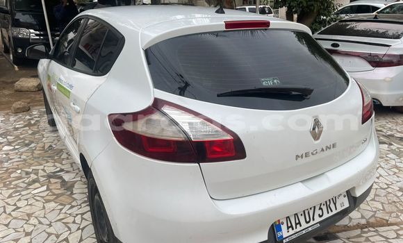 Dieundeu Occasion Renault Megane White Auto in Dakar in Dakar Dieundeu Occasion Renault Megane White Auto in Dakar in Dakar