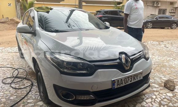 Dieundeu Occasion Renault Megane White Auto in Dakar in Dakar Dieundeu Occasion Renault Megane White Auto in Dakar in Dakar
