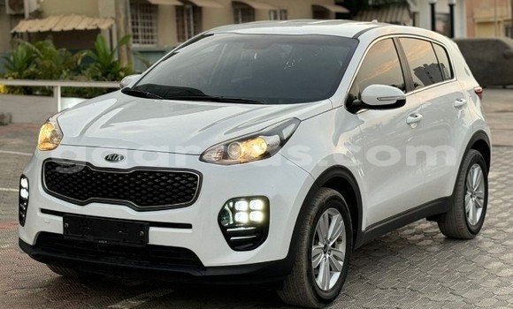 Acheter Occasion Voiture Kia Sportage Blanc à Dakar, Dakar Acheter Occasion Voiture Kia Sportage Blanc à Dakar, Dakar