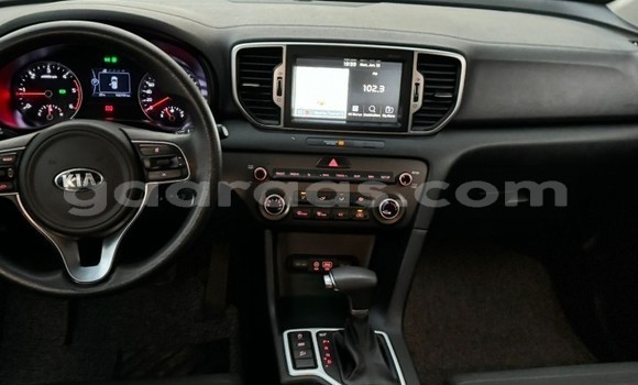 Acheter Occasion Voiture Kia Sportage Blanc à Dakar, Dakar Acheter Occasion Voiture Kia Sportage Blanc à Dakar, Dakar