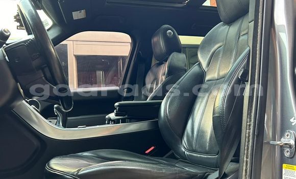 Dieundeu Occasion Range Rover Range Rover Silver Auto in Dakar in Dakar Dieundeu Occasion Range Rover Range Rover Silver Auto in Dakar in Dakar