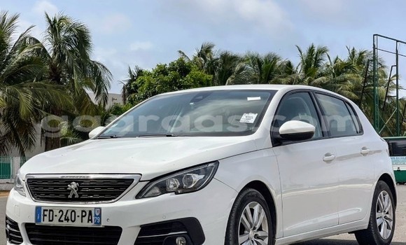 Buy Used Peugeot 308 White Car in Dakar in Dakar Buy Used Peugeot 308 White Car in Dakar in Dakar