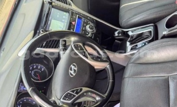 Dieundeu Occasion Hyundai Elantra Red Auto in Dakar in Dakar Dieundeu Occasion Hyundai Elantra Red Auto in Dakar in Dakar