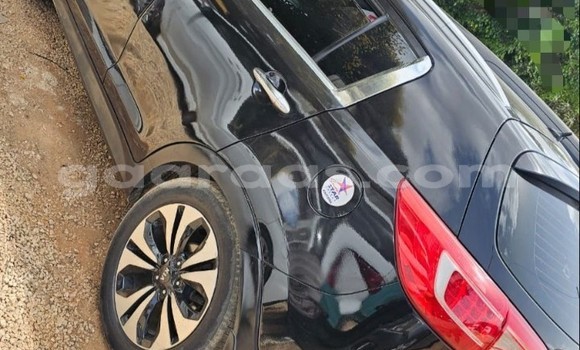 Acheter Occasion Voiture Kia Sportage Noir à Dakar, Dakar Acheter Occasion Voiture Kia Sportage Noir à Dakar, Dakar