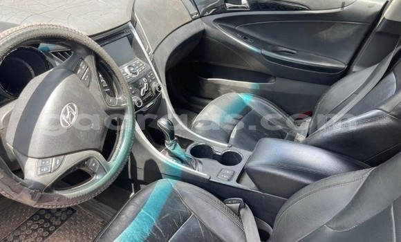 Dieundeu Occasion Hyundai Sonata White Auto in Dakar in Dakar Dieundeu Occasion Hyundai Sonata White Auto in Dakar in Dakar