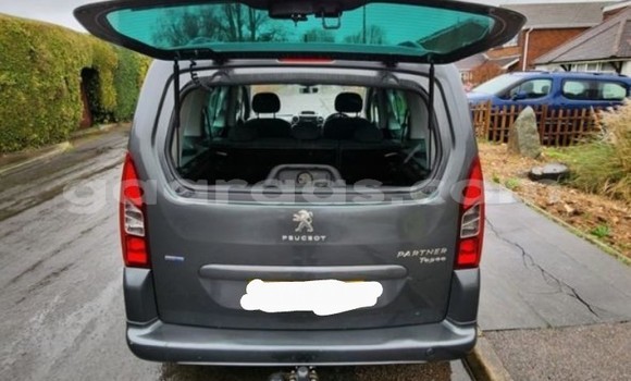 Acheter Occasion Voiture Peugeot Partner Autre à Dakar, Dakar Acheter Occasion Voiture Peugeot Partner Autre à Dakar, Dakar