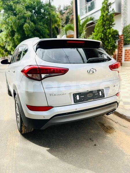 Big with watermark hyundai tucson louga dahra 22144