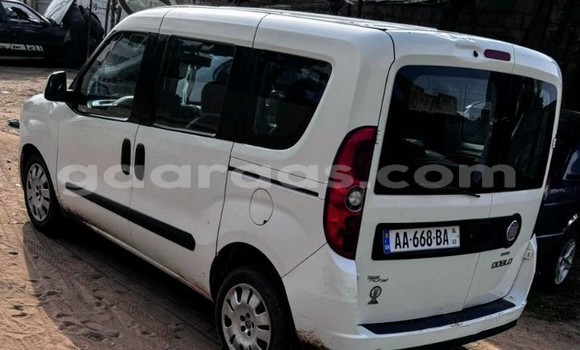 Buy Used Fiat Doblo White Car in Dakar in Dakar Buy Used Fiat Doblo White Car in Dakar in Dakar