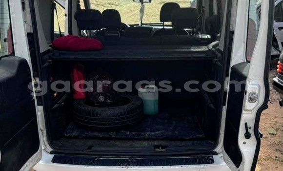 Buy Used Fiat Doblo White Car in Dakar in Dakar Buy Used Fiat Doblo White Car in Dakar in Dakar