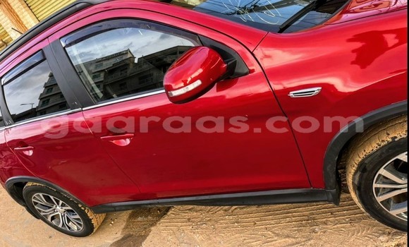 Acheter Occasion Voiture Mitsubishi Outlander Rouge à Dakar, Dakar Acheter Occasion Voiture Mitsubishi Outlander Rouge à Dakar, Dakar