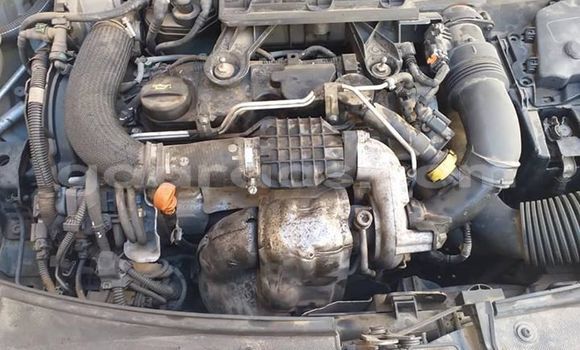 Dieundeu Occasion Citroen C3 White Auto in Dakar in Dakar Dieundeu Occasion Citroen C3 White Auto in Dakar in Dakar