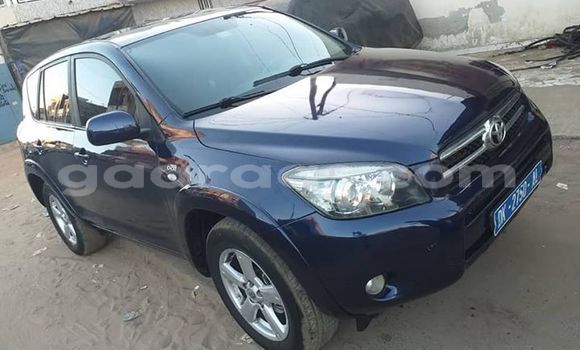 Dieundeu Occasion Toyota RAV4 Blue Auto in Dakar in Dakar Dieundeu Occasion Toyota RAV4 Blue Auto in Dakar in Dakar