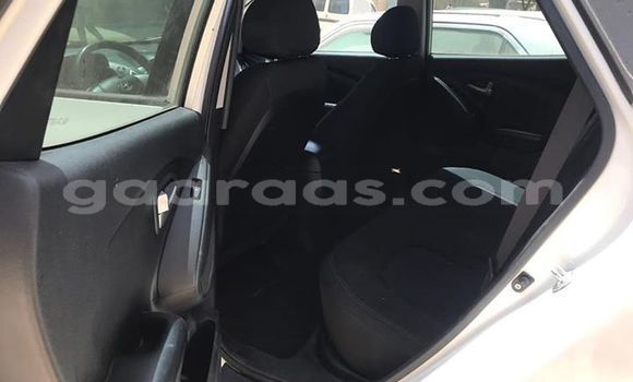 Dieundeu Occasion Hyundai Tucson White Auto in Dakar in Dakar Dieundeu Occasion Hyundai Tucson White Auto in Dakar in Dakar