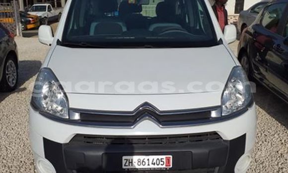 Dieundeu Occasion Citroen Berlingo White Auto in Dakar in Dakar Dieundeu Occasion Citroen Berlingo White Auto in Dakar in Dakar
