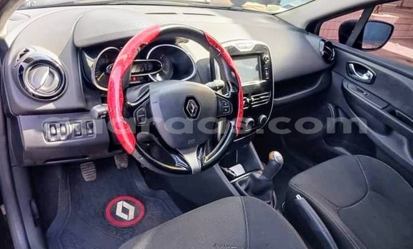 Buy Used Renault Clio Other Car in Dakar in Dakar Buy Used Renault Clio Other Car in Dakar in Dakar