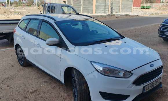 Buy Used Ford Focus (North America) White Car in Dakar in Dakar Buy Used Ford Focus (North America) White Car in Dakar in Dakar