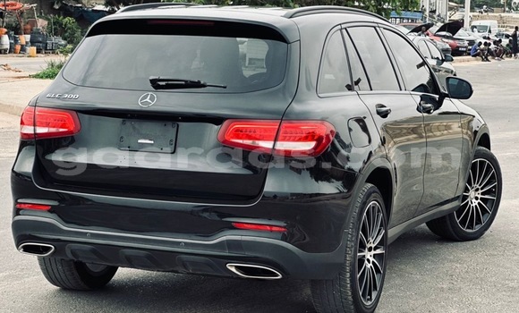 Acheter Import Voiture Mercedes‒Benz GLC Noir à Dakar, Dakar Acheter Import Voiture Mercedes‒Benz GLC Noir à Dakar, Dakar