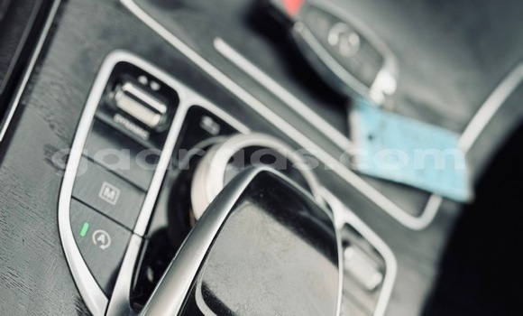 Acheter Import Voiture Mercedes‒Benz GLC Noir à Dakar, Dakar Acheter Import Voiture Mercedes‒Benz GLC Noir à Dakar, Dakar