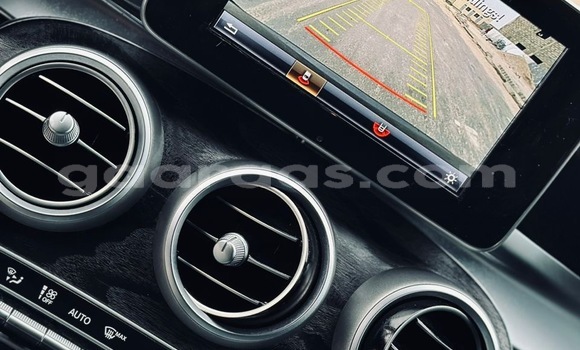 Acheter Import Voiture Mercedes‒Benz GLC Noir à Dakar, Dakar Acheter Import Voiture Mercedes‒Benz GLC Noir à Dakar, Dakar